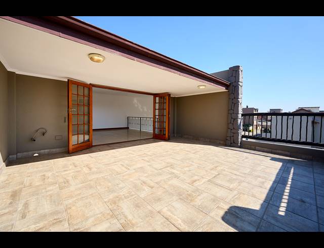 5 BEDROOM HOUSE FOR SALE IN BARBEQUE DOWNS